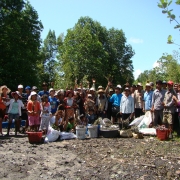 Local community participates in mangrove replanting programme