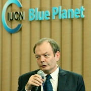 Dr Don Macintosh introduces the workshop on building coastal resilience at the Blue Planet Pavilion, WCC